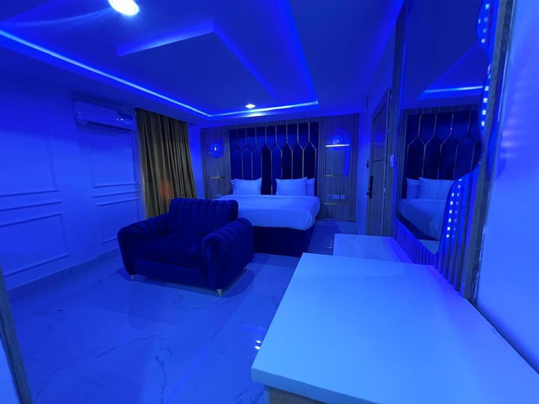 Villa Palazzo Hotel 2 Ikeja Kültér fotó