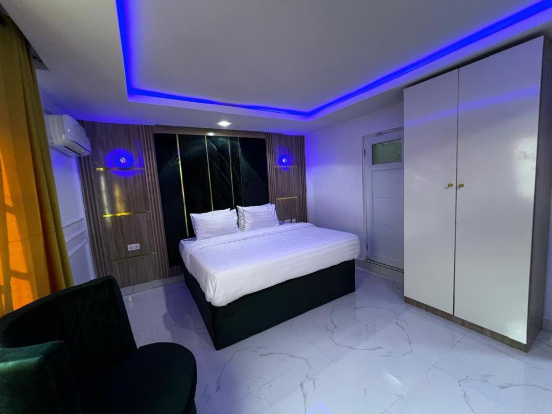 Villa Palazzo Hotel 2 Ikeja Kültér fotó
