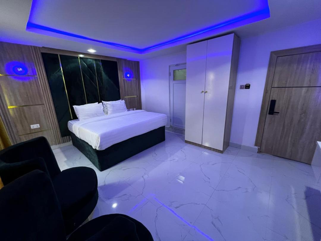 Villa Palazzo Hotel 2 Ikeja Kültér fotó