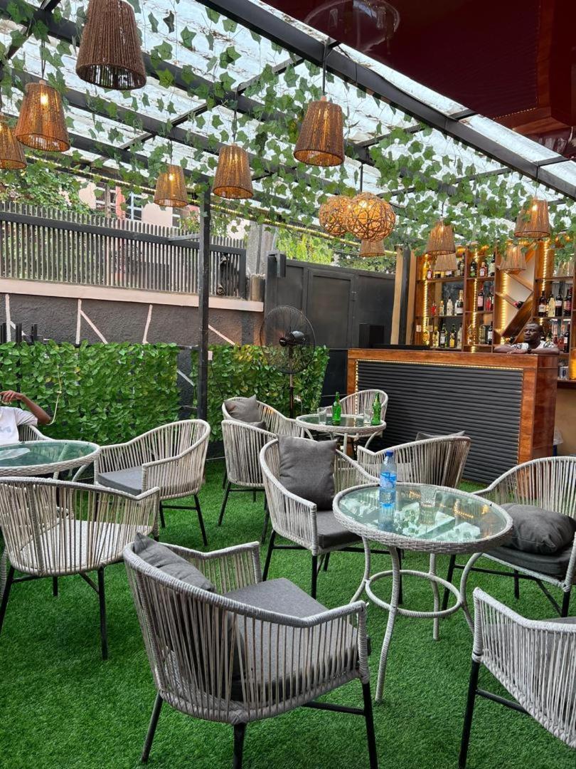 Villa Palazzo Hotel 2 Ikeja Kültér fotó